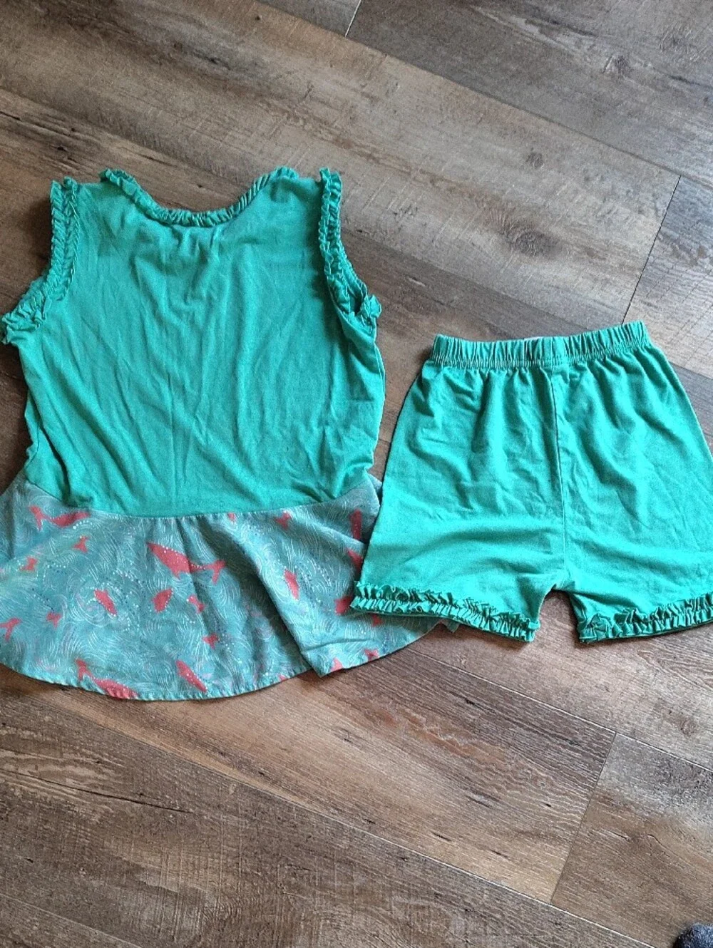 Mud Pie Girl's Peplum Ruffle Hem Top And  Short Set Ocean Print Mint Green